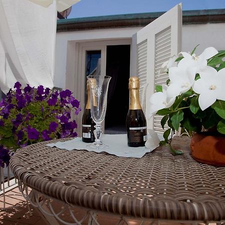 Hotel La Petite Maison 비아레지오 외부 사진