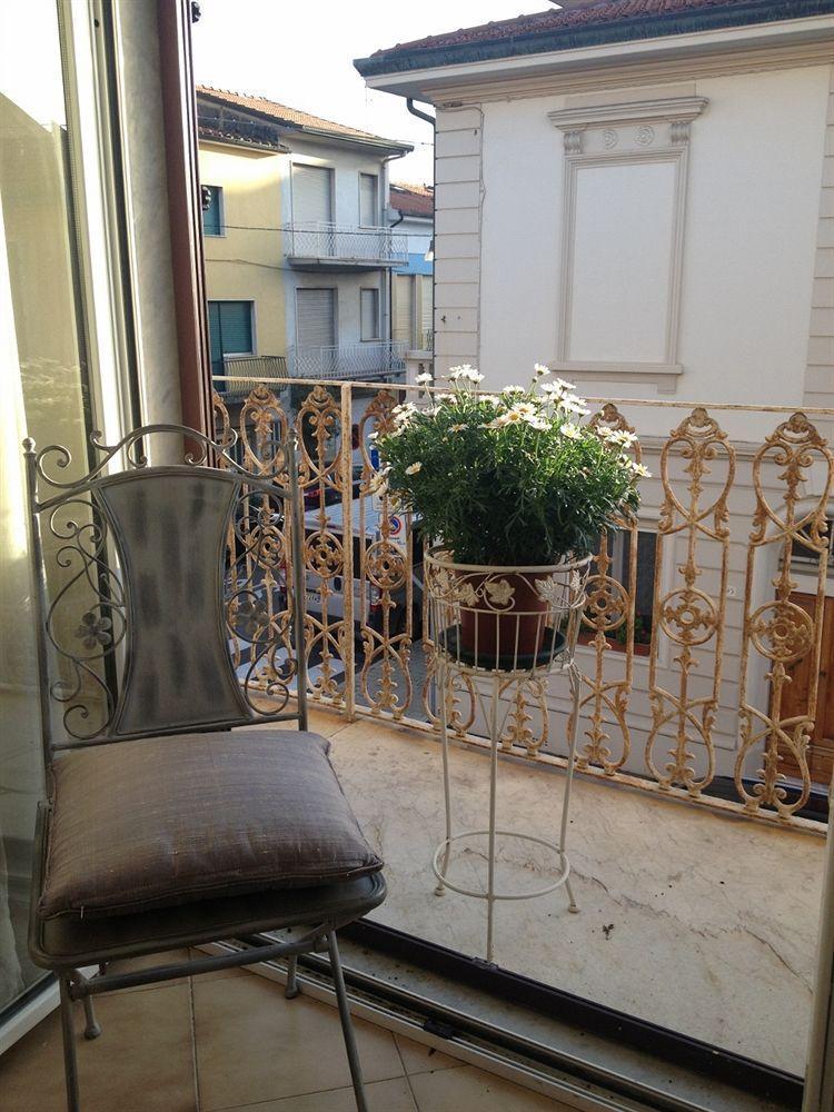 Hotel La Petite Maison 비아레지오 외부 사진