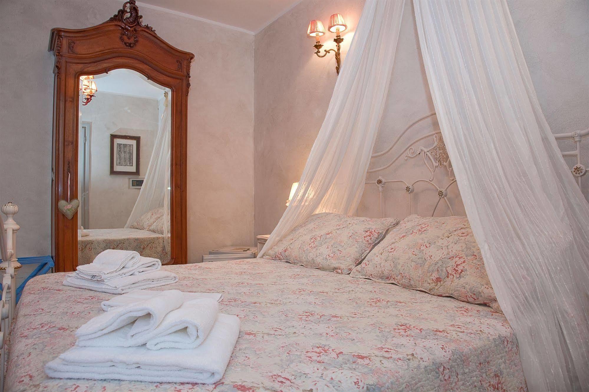 Hotel La Petite Maison 비아레지오 외부 사진