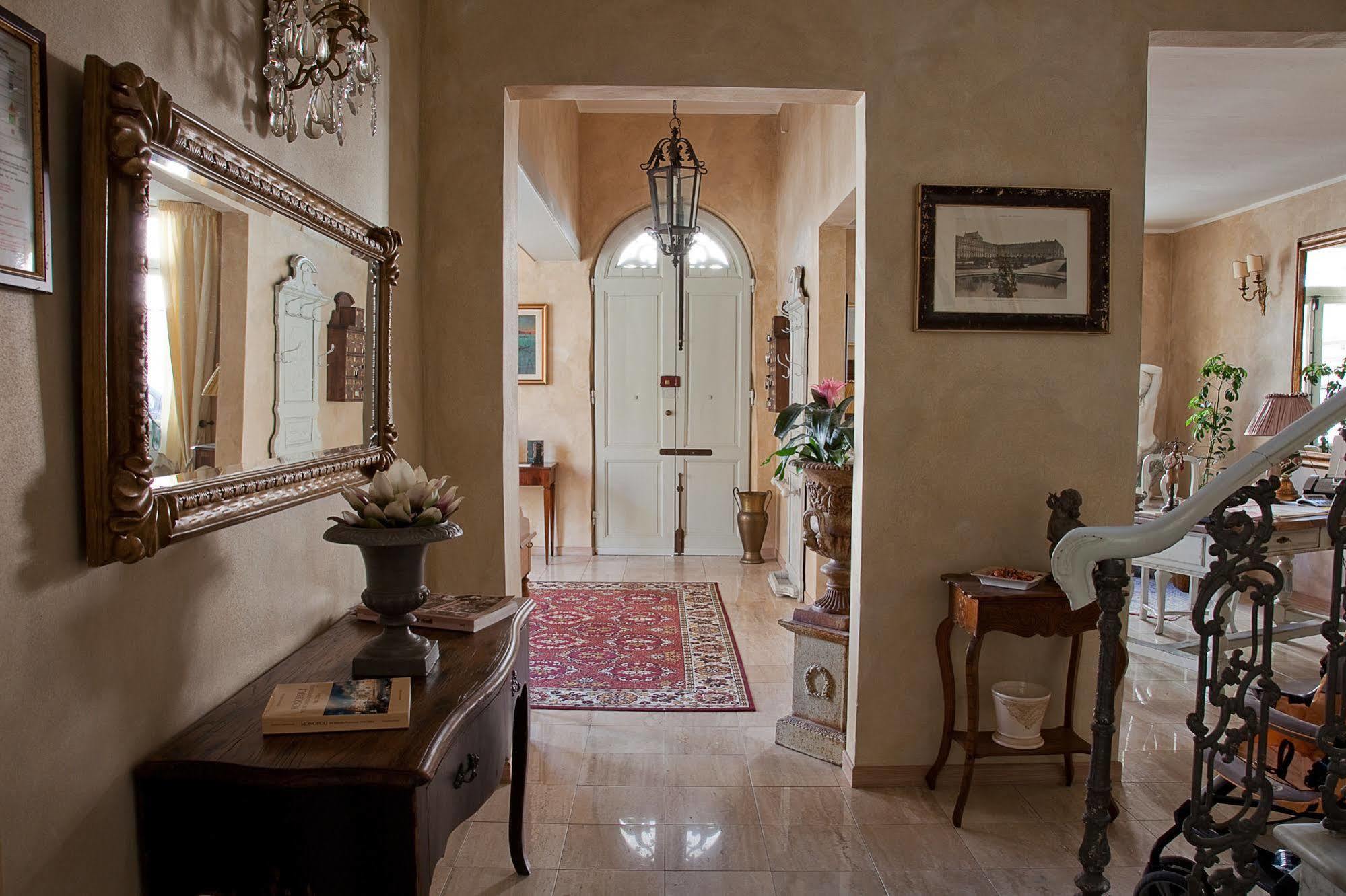 Hotel La Petite Maison 비아레지오 외부 사진