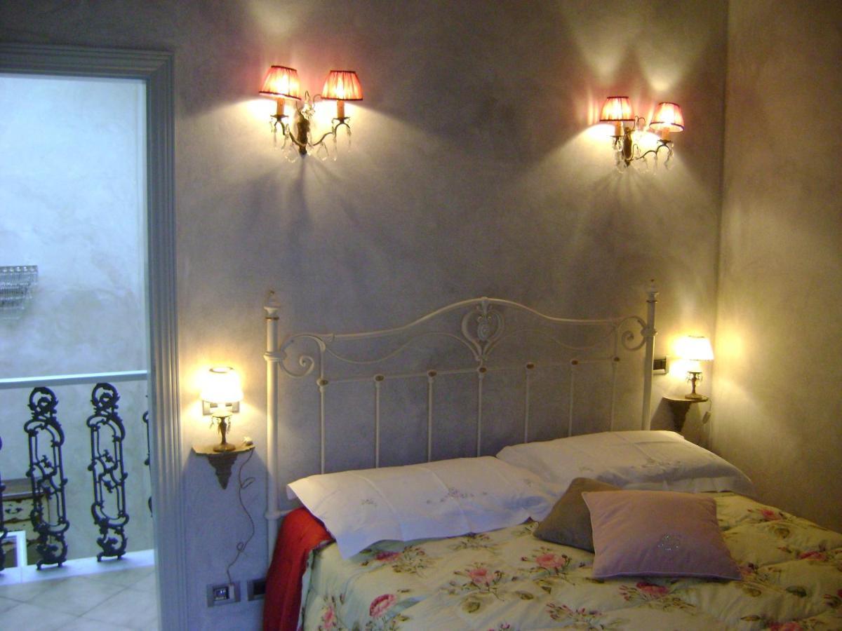 Hotel La Petite Maison 비아레지오 객실 사진